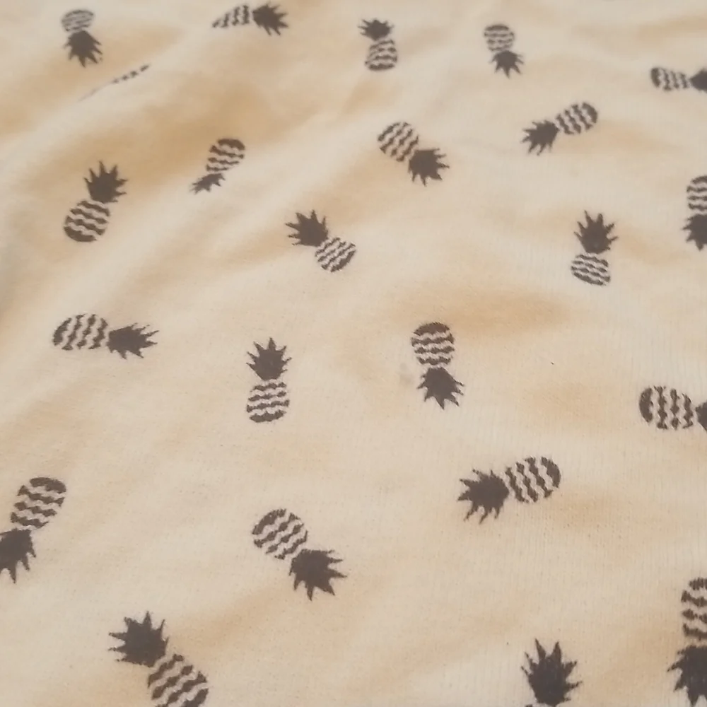 J.Crew XXS Dark Navy and White Pinapple Sweater - Picture 3 of 4